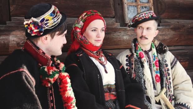 Майстер-клас пов’язування жіночик гуцульських уборів